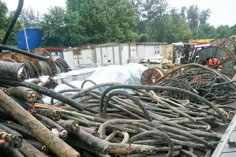 廢銅線油線連續(xù)式炭化爐獲得效益更高