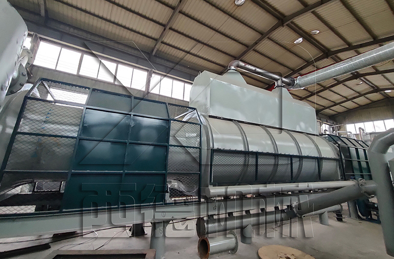 如果你正在尋找一種高效的方式來處理花生殼，那么連續(xù)式炭化爐是一種值得考慮的選項(xiàng)